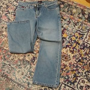9/28 Tommy Hilfiger jeans